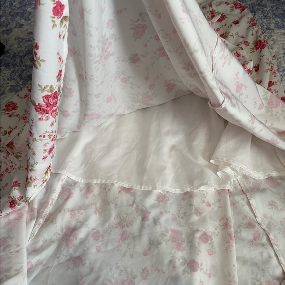 Chic Floral Midi Dress in White and Pink - Picture 7 of 11